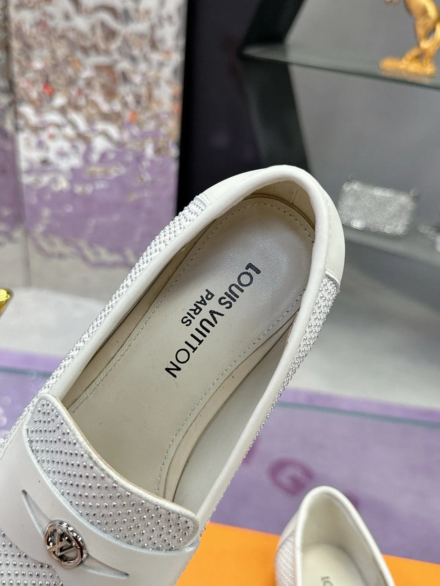 SE1616 LV Soho Flat Loafer / Size5-11