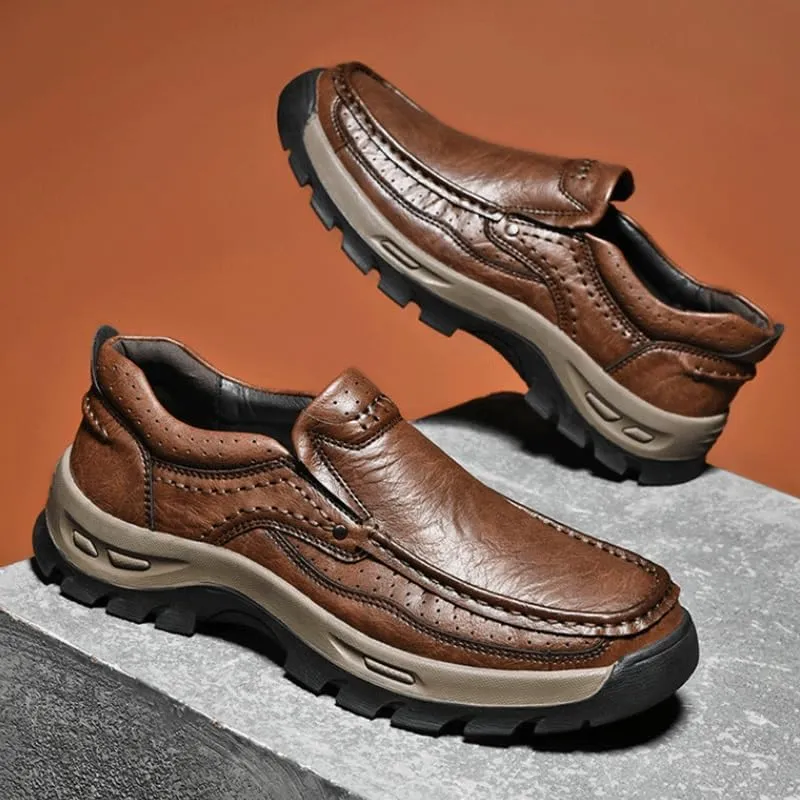 Shoes Men's Outdoor Slip-on Loafers Low-top Round-Toe Thick-Soled Oxford Shoes for Traveling Driving Mountaineering Men Versatile Comfortable Shoes