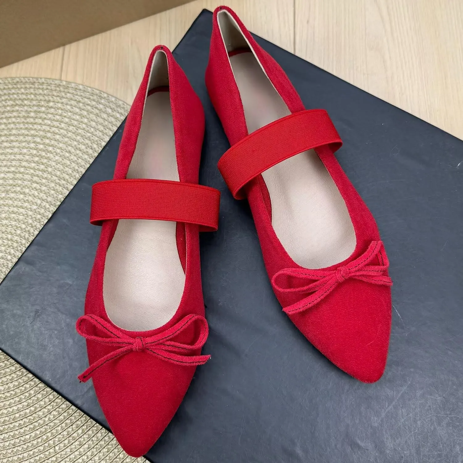 Stunner Pointy Toe Ballest Flat Shoes for Women Fashion Bowtie Classic Strap Flats for Office