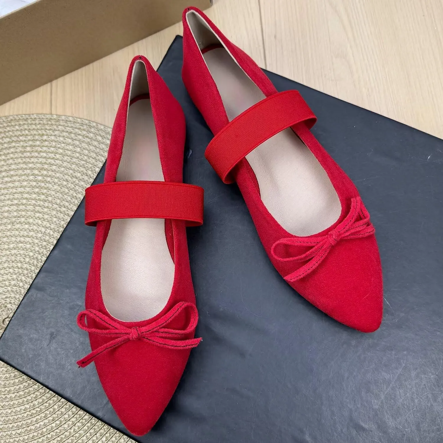 Stunner Pointy Toe Ballest Flat Shoes for Women Fashion Bowtie Classic Strap Flats for Office