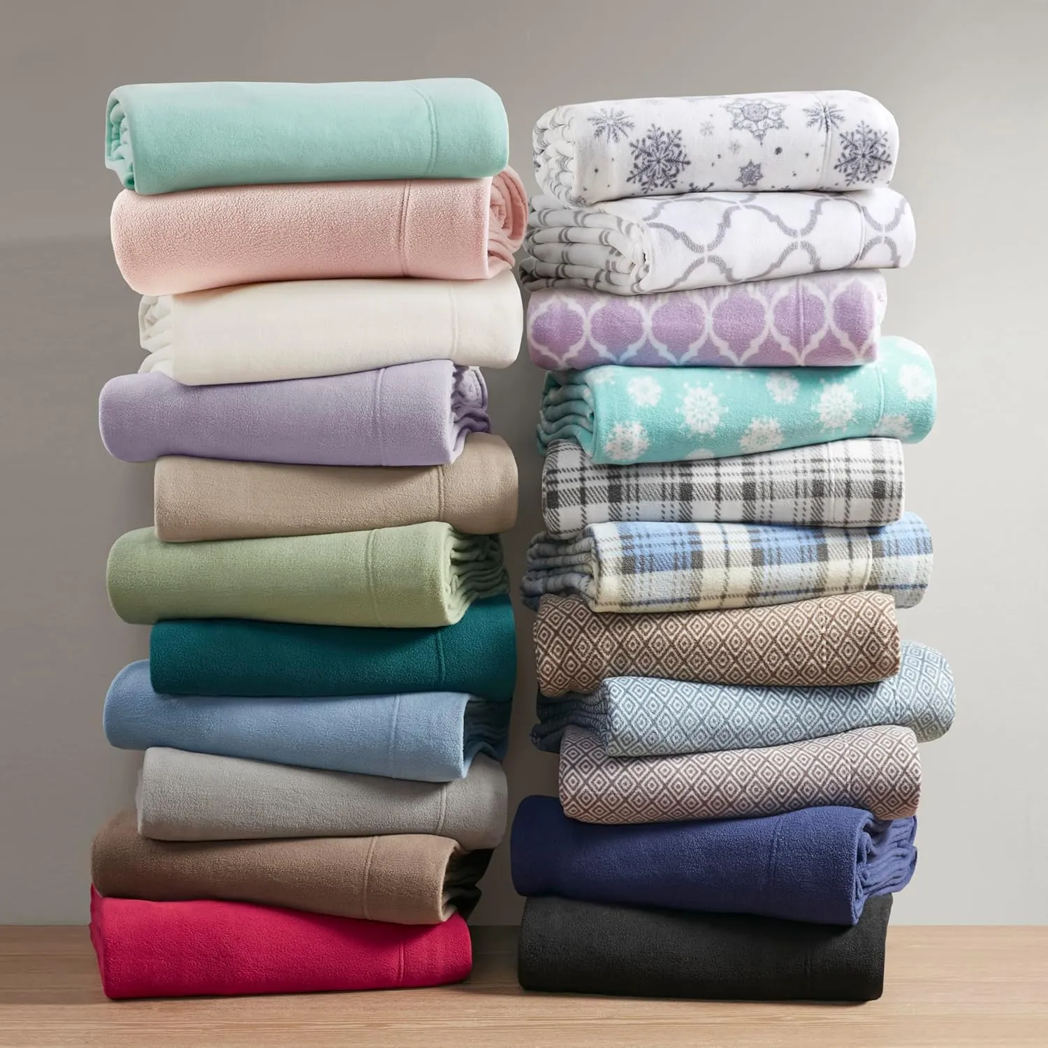 True North by Sleep Philosophy Micro Fleece Bed Sheet Set, Warm, Sheets with 14" Deep Pocket, for Cold Season Cozy Sheet-Set, Matching Pillow Case, Queen, Green, 4 Piece