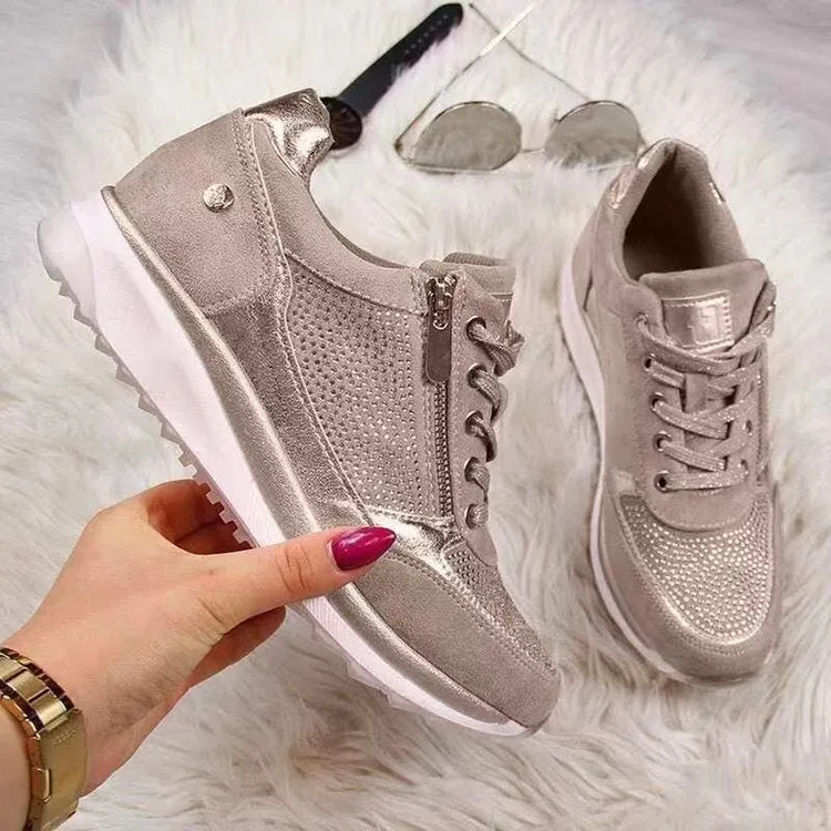Versatile, fashionable shoe