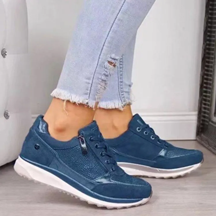 Versatile, fashionable shoe