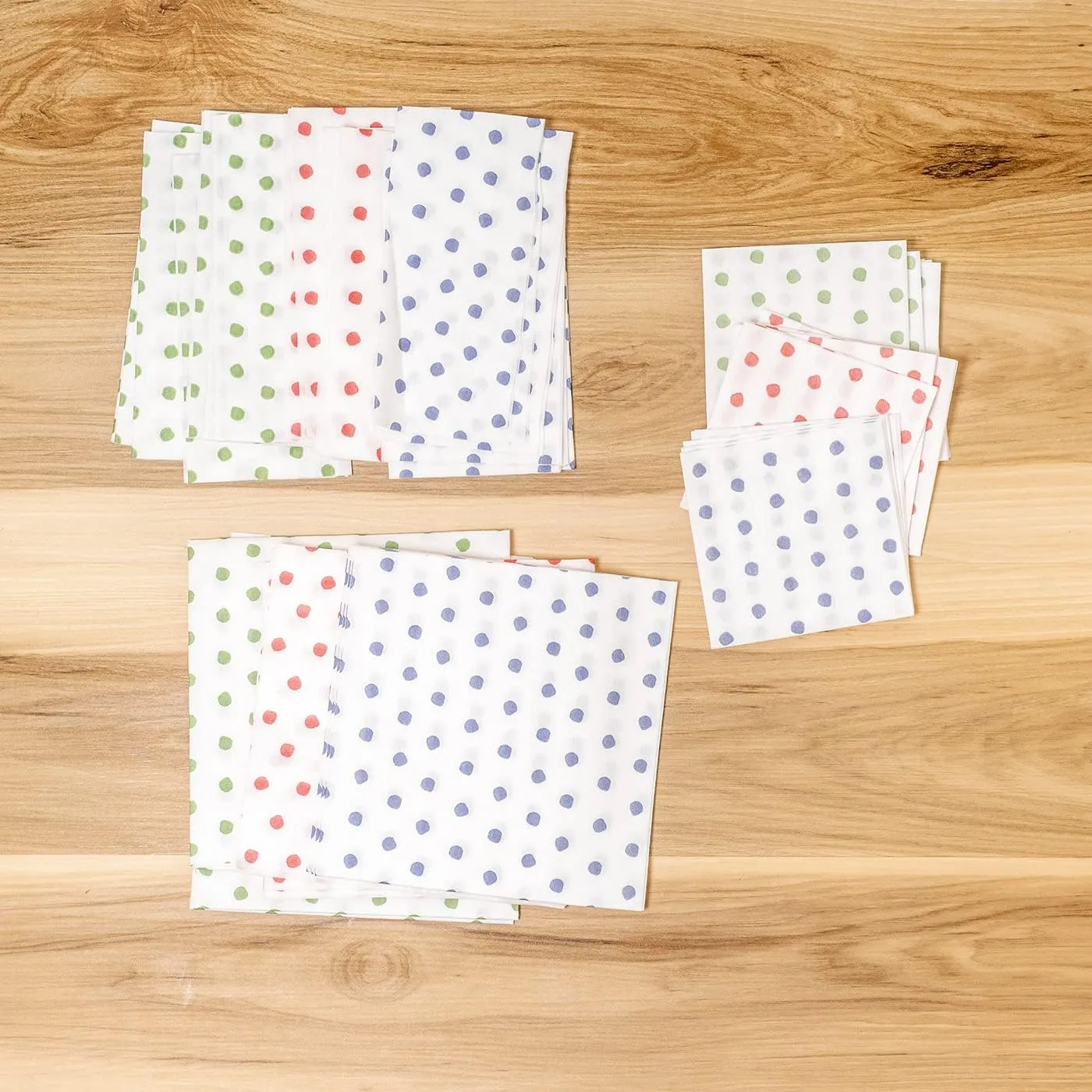 Vietri Papersoft Napkins Dot Green Cocktail Napkins Pack of 20, Set of 6 9.75"Sq Flat, Spunlace