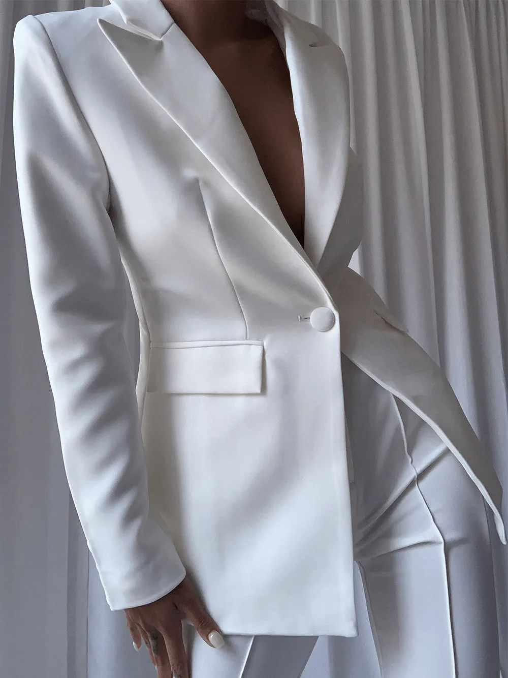 White 2 Piece Peak Lapel Single Breasted Slim Fit Women's Suit