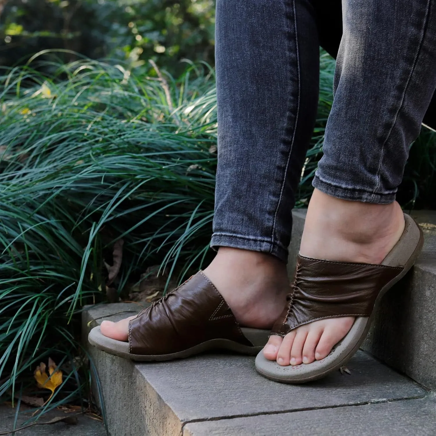 Women Comfort Sandals Flip Flop with Arch Support