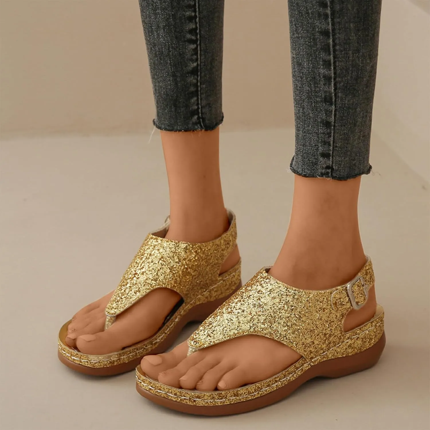 Women Wedge Thong Sandals Arch Support Walking Clip Toe Sandal Summer Low Wedges Flip Flops for Beach Travel
