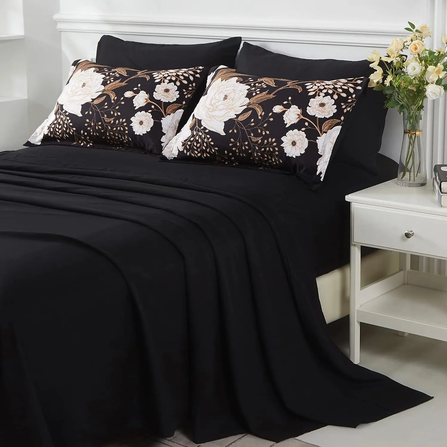 Yogeneg 7 Piece Bed in a Bag King Size Comforter Set Botanical Floral Bedding Set,White Flower Leaves Printed on Black Reversible Design,Soft Microfiber Comforter with Sheet Set,All Season(Black,King)